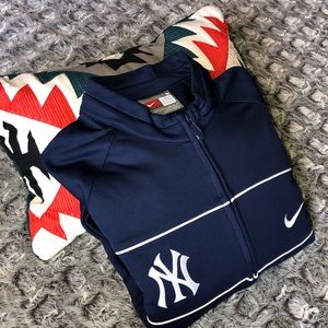 NIKE New York Yankee track jacket men’s US Medium.